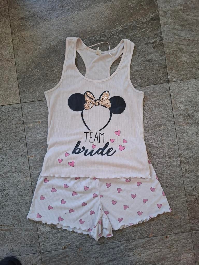 Minnie Mouse 'Team Bride' Pyjama Set - Maat M, Kleding | Dames, Pyjama's, Gedragen, Maat 38/40 (M), Ophalen of Verzenden