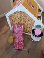 Baby born huisje, Ophalen, Zo goed als nieuw, Babypop