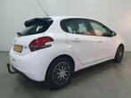 Peugeot 208 1.2 PureTech Blue Lion NAVI/PDC/CRUISE/TRHAAK/AI, Auto's, Peugeot, Voorwielaandrijving, Stof, Gebruikt, 1199 cc