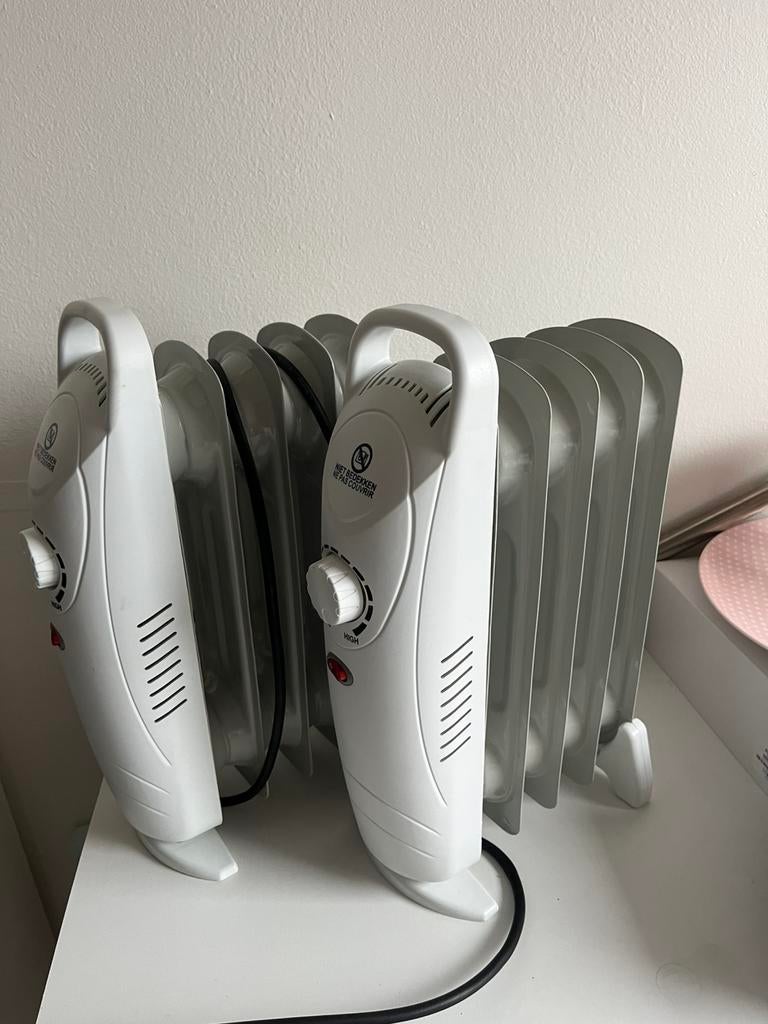 Compacte elektrische kachel - zo goed als nieuw) - radiator, Ophalen of Verzenden, Zo goed als nieuw, 250 meter of meer