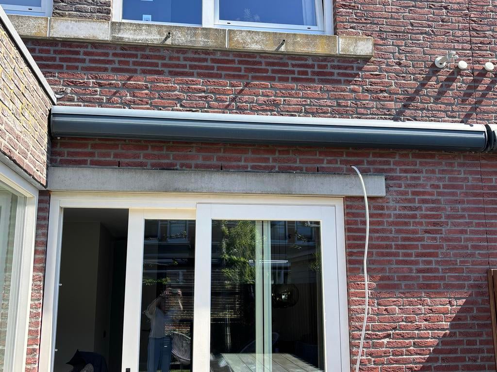 Elektrisch Zonnescherm met Sensor, Tuin en Terras, Zonneschermen, Gebruikt, Knikarmscherm, Elektrisch, Ophalen