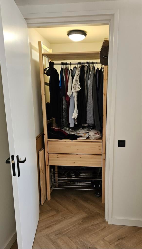 Ivarkast massief grenen ZGAN, Ophalen, 50 tot 100 cm, Zo goed als nieuw, Grenenhout