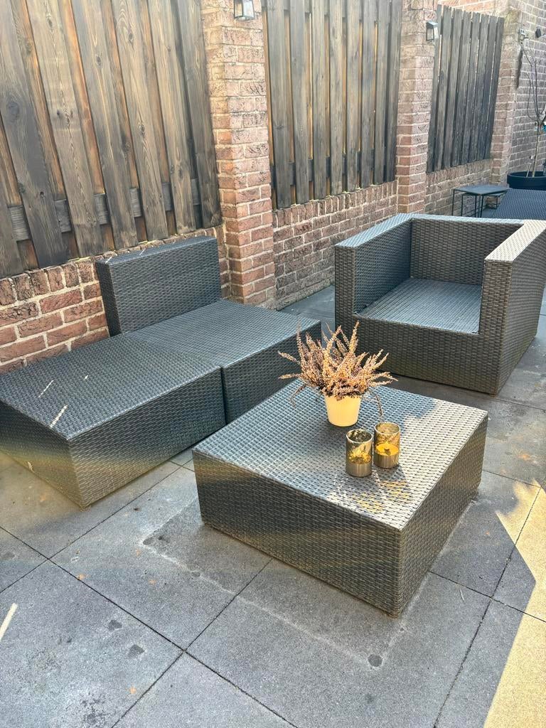 Loungeset grijs wicker, Tuin en Terras, Tuinsets en Loungesets, Ophalen, Gebruikt, 3 zitplaatsen, Loungeset
