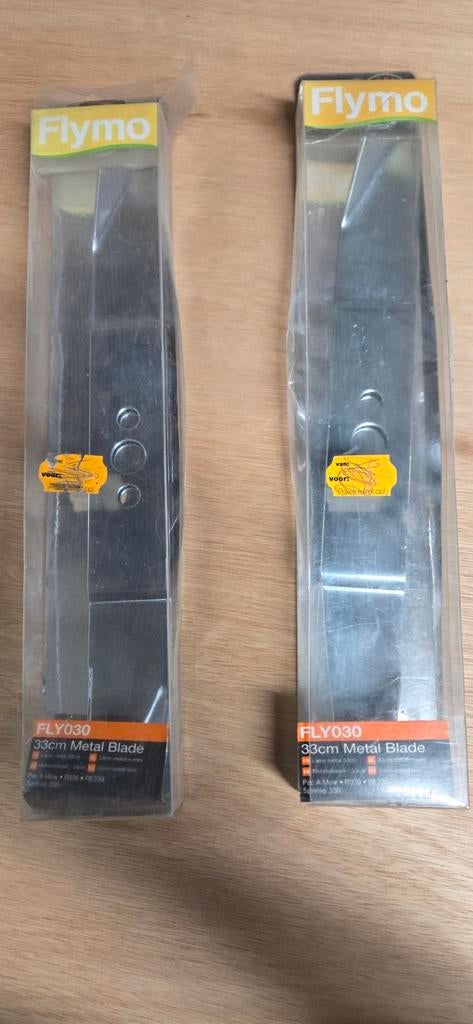 2x Nieuw Flymo Grasmaaier Mes 33cm - FLY030, Ophalen of Verzenden, Nieuw, 30 t/m 39 cm, Flymo