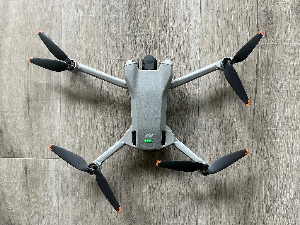 DJI mini3 drone met toebehoren, Audio, Tv en Foto, Drones, Zo goed als nieuw, Cameradrone, Standaard kwaliteit, DJI, Minder dan 250 gram