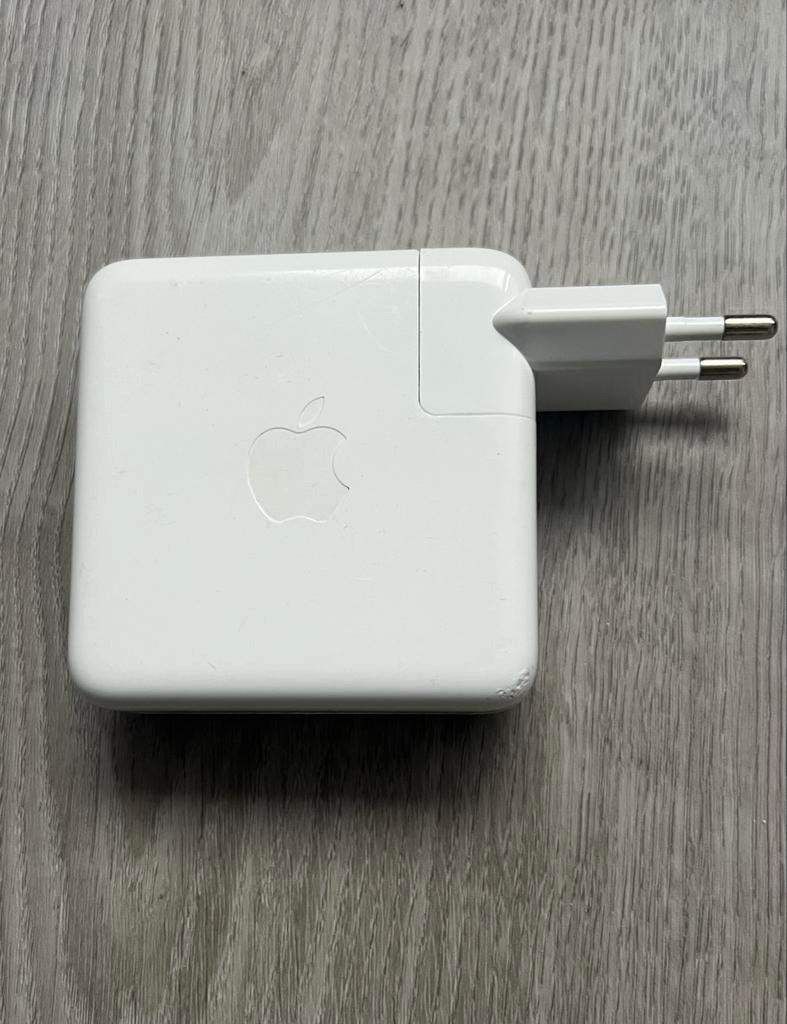 Apple 61W USB-C Power Adapter Oplader, Computers en Software, Ophalen of Verzenden, Gebruikt