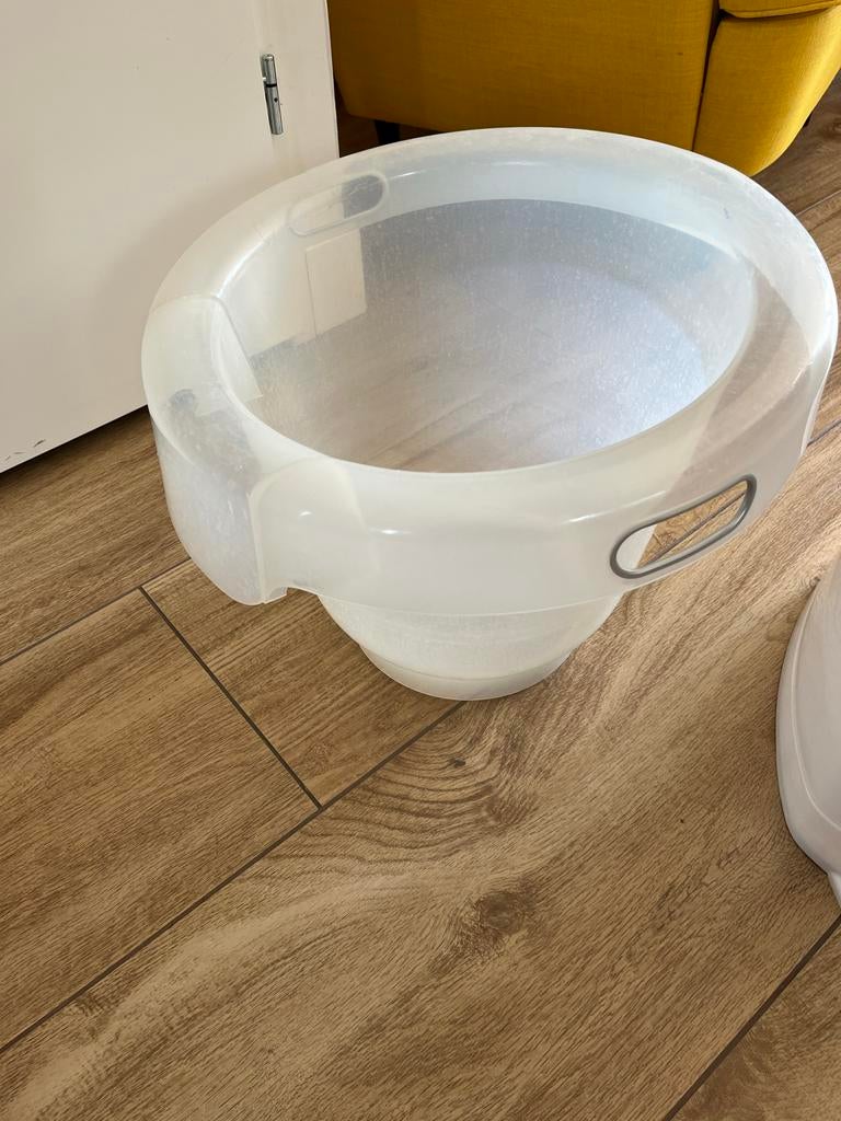 Tummy Tub - Comfortabel babybadje, Kinderen en Baby's, Badjes en Verzorging, Gebruikt, Tummy Tub, Standaard, Ophalen