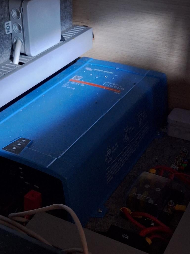 Compressor koelkast / kookplaat / accus / omvormer victron, Ophalen of Verzenden, Zo goed als nieuw