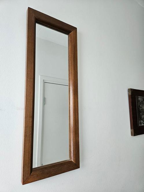 Smalle / langw spiegel in simplistische houten vintage lijst, Huis en Inrichting, Woonaccessoires | Spiegels, Zo goed als nieuw
