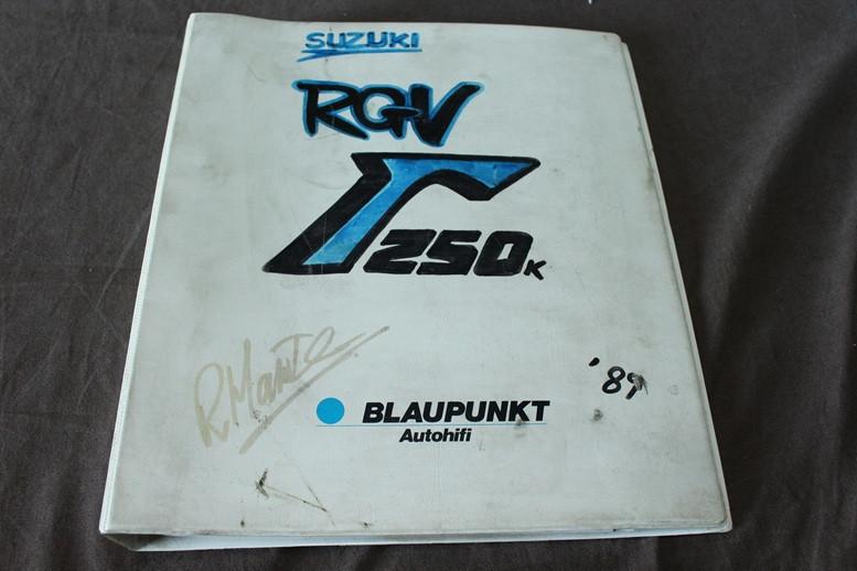 Suzuki RGV250K maintenance and tune up manual, Ophalen of Verzenden, Suzuki
