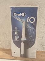 Oral-B iO Series 3s Elektrische Tandenborstel - Nieuw, Ophalen of Verzenden, Nieuw, Tandenborstel