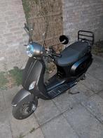Agm VX50 + 2x HELM snorscooter snorfiets blauwkentekenvespa, Fietsen en Brommers, Snorfietsen en Snorscooters, Overige merken
