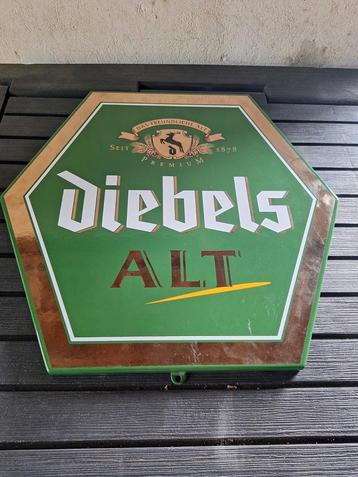 Emaille bier reclamebord Diebels Alt Duits Pils  beschikbaar voor biedingen