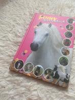 Penny rassenboek, Boeken, Ophalen of Verzenden, Zo goed als nieuw, Paarden of Pony's