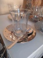 Set van 4 Turkse theeglazen met zilverkleurige schotels, Huis en Inrichting, Keuken | Servies, Overige materialen, Ophalen of Verzenden