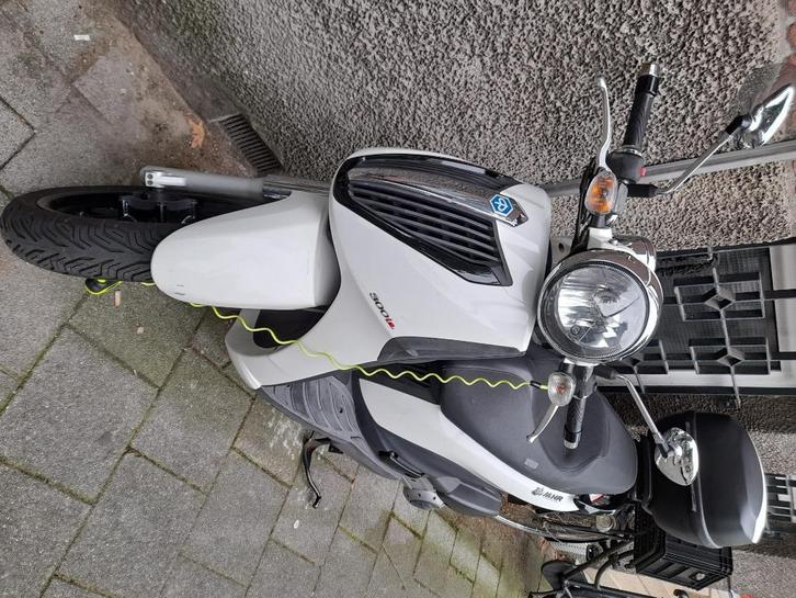 Gevraagt piaggio carnaby 300ie onderdelen zie omschrijving, Motoren, Onderdelen | Overige, Gebruikt, Verzenden