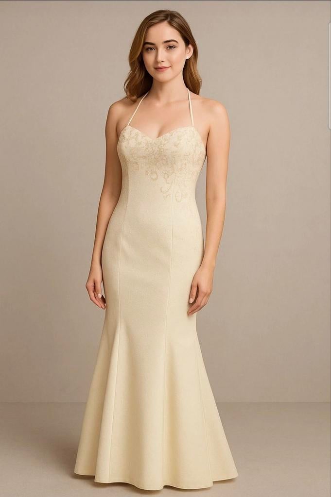 Prachtige beige trouwjurk, Trouwjurk, Beige, Ophalen of Verzenden, Onbekend
