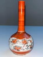 Antiek Japans KUTANI handpainted porselein vaas lange hals, Antiek en Kunst, Ophalen of Verzenden