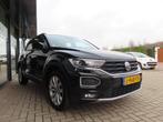 Volkswagen T-ROC 1.5 TSI Sport DSG Ecc Acc Led 2x Pdc 2020, Euro 6, 4 cilinders, 150 pk, Zwart