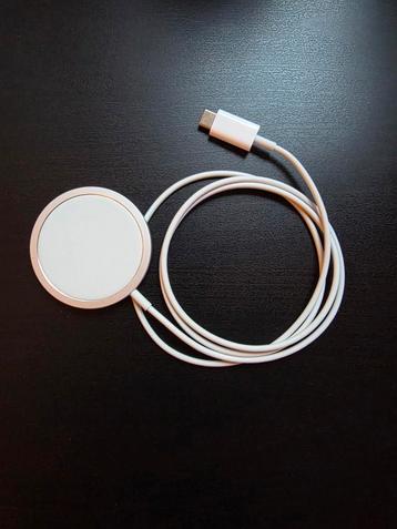 Apple Magsafe & Anker Standaard beschikbaar voor biedingen