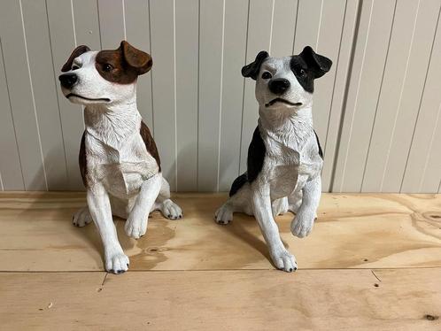 Mooie jack russel beelden in bruin en zwart, Tuin en Terras, Tuinbeelden, Nieuw, Dierenbeeld, Overige materialen, Ophalen