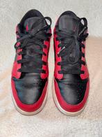 Jordan 1 low, Ophalen of Verzenden, Zo goed als nieuw, Schoenen