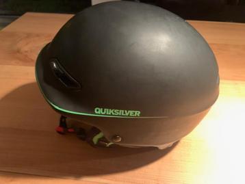 Skihelm beschikbaar voor biedingen