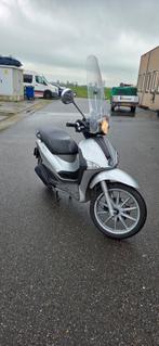 Nette Piaggio Liberty, Fietsen en Brommers, Gebruikt, Overige modellen, Maximaal 45 km/u, Ophalen of Verzenden
