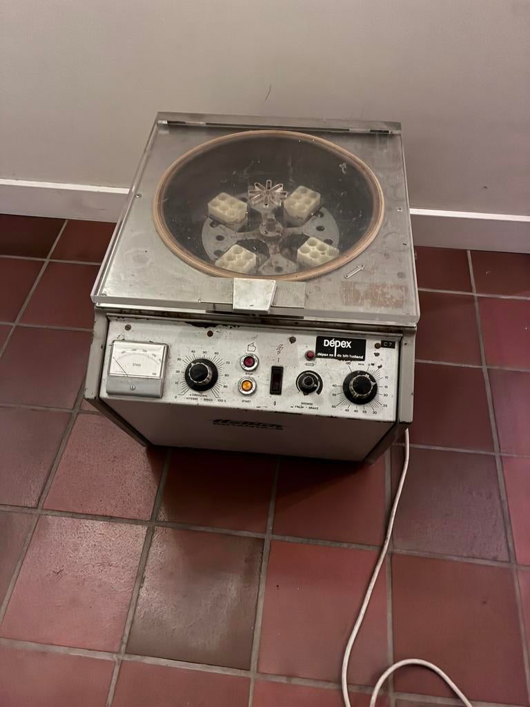 Laboratorium centrifuge, Ophalen, Gebruikt