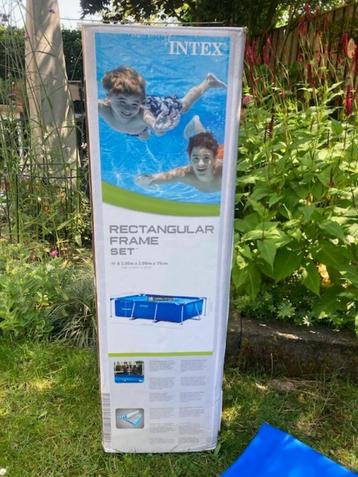 Intex frame zwembad 300x200x75 cm met accessoires beschikbaar voor biedingen