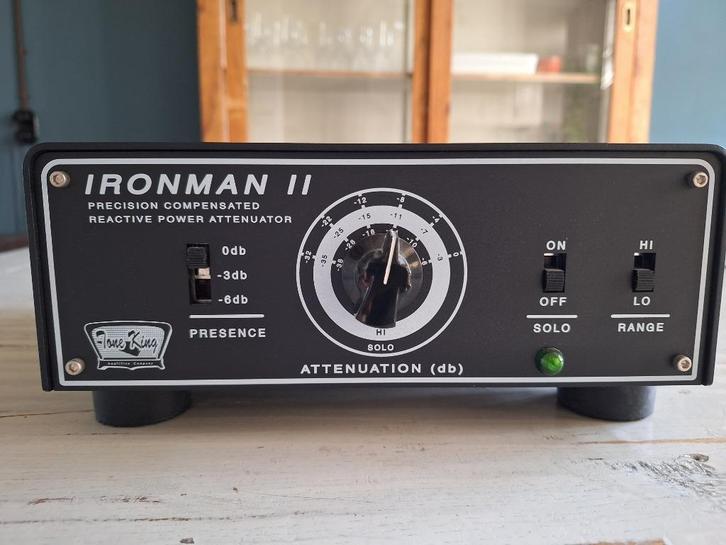 Tone king Iron Man II attenuator 100w, Muziek en Instrumenten, Versterkers | Bas en Gitaar, Gebruikt, 100 watt of meer, Ophalen of Verzenden