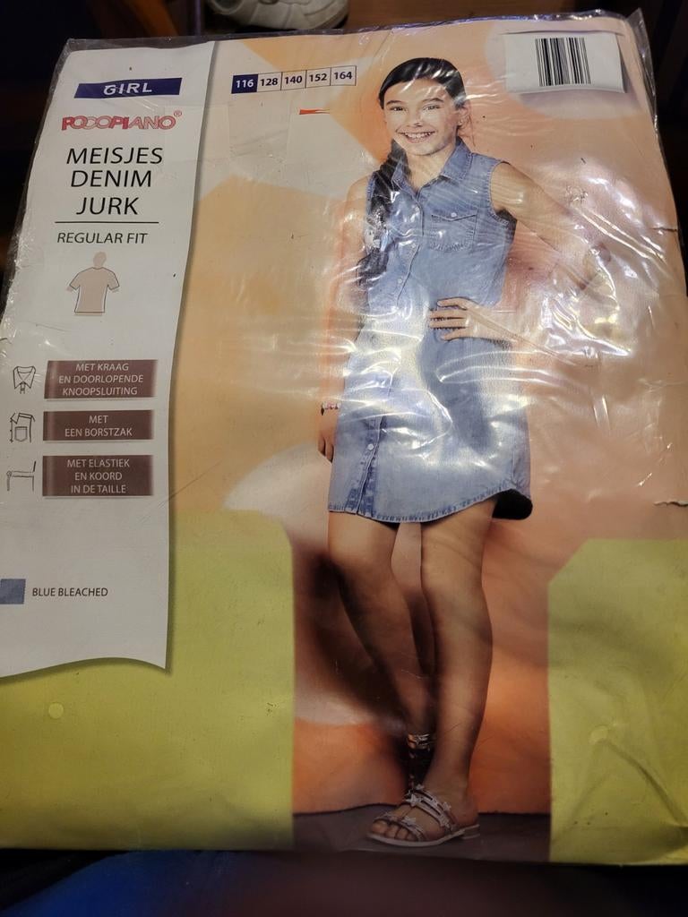 Te koop nieuwe meisjes jurk maat 116, Ophalen, Nieuw