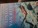 Linda van Rijn - Bloedkoraal, Linda van Rijn, Ophalen of Verzenden, Zo goed als nieuw, Nederland