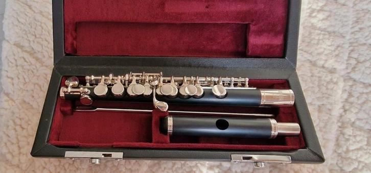 Jupiter piccolo jpc 300 E, Muziek en Instrumenten, Blaasinstrumenten | Dwarsfluiten en Piccolo's, Zo goed als nieuw, Ophalen of Verzenden