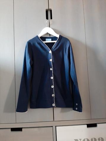 Mooi donkerblauw vest Porto Aul maat 140/146.
 beschikbaar voor biedingen