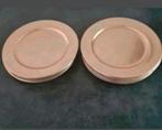 Gouden plastic borden 4 stuks beschikbaar leuk bij de bbq., Overige materialen, Ophalen of Verzenden, Zo goed als nieuw, Bord(en)