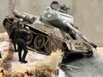 T34 Tank Wo2 diorama groot!! Open binnenwerk, Hobby en Vrije tijd, Modelbouw | Figuren en Diorama's, Ophalen, Groter dan 1:35