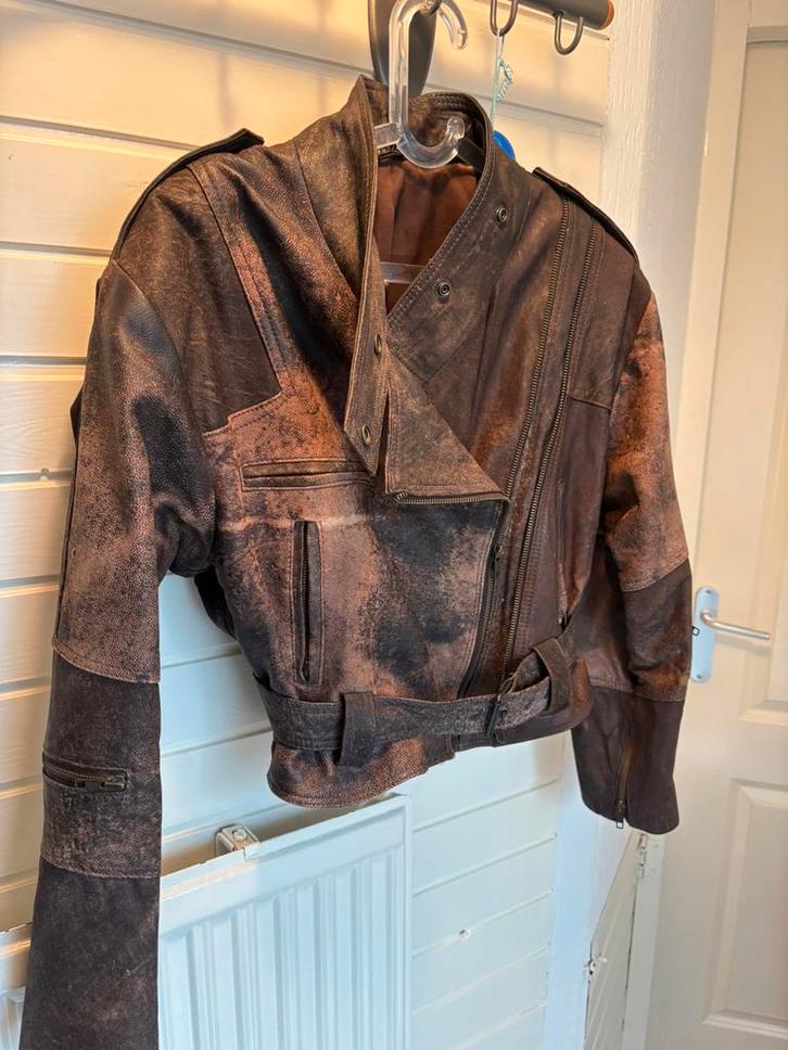 Echt leren gevlamd bruin vintage jas ( maat L), Kleding | Dames, Jassen | Zomer, Gedragen, Bruin, Ophalen of Verzenden