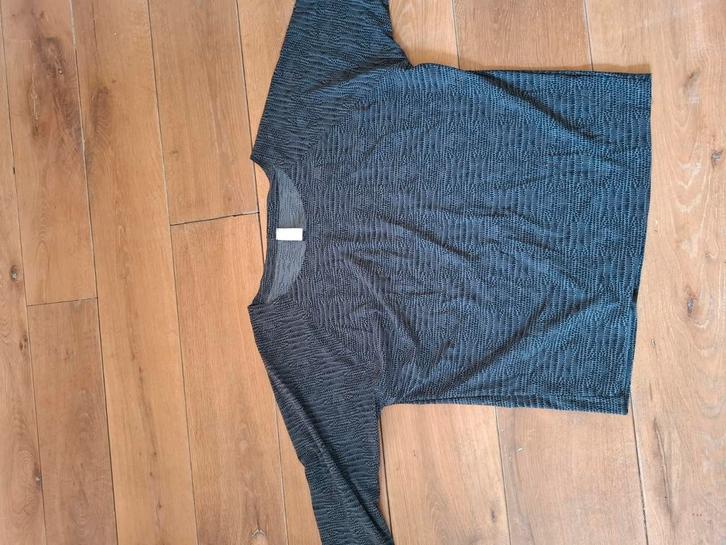 Japan TKY Shirt S/M, Kleding | Dames, T-shirts, Zo goed als nieuw, Grijs, Korte mouw, Ophalen of Verzenden