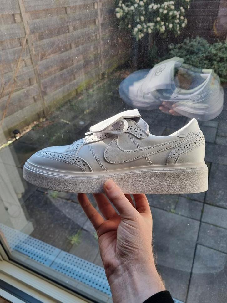 Nike Kwondo1 x Peaceminusone G-Dragon maat 42, Kleding | Heren, Schoenen, Nieuw, Sneakers of Gympen, Wit, Ophalen of Verzenden