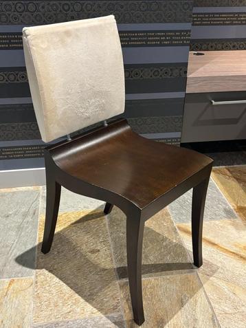 Set 4  Ligne Roset Finn eetkamerstoelen - designer stoelen beschikbaar voor biedingen