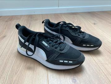 Puma sneakers zwart maat 42,5 met softfoam binnenzool