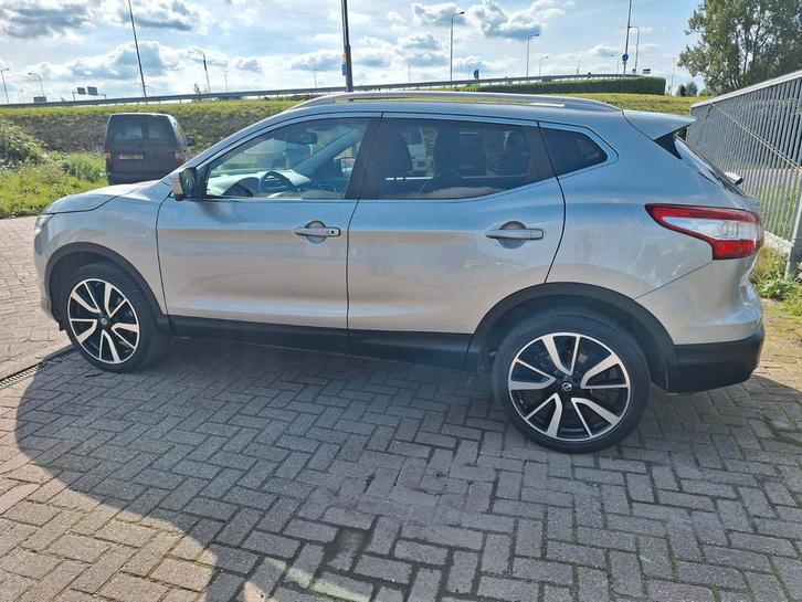 Nissan Qashqai 1.2 Dig-t 85KW 2WD 2016 Grijs, Auto's, Nissan, Particulier, Qashqai, Benzine, C, SUV of Terreinwagen, Handgeschakeld