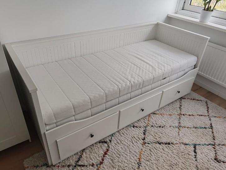 Witte Daybed / Bedbank met lades, Huis en Inrichting, Slaapkamer | Bedden, Zo goed als nieuw, Eenpersoons, 90 cm, 200 cm, Hout