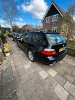 BMW 5-Serie 4.8 I 550 Touring AUT 2006 Zwart, Auto's, BMW, Automaat, Achterwielaandrijving, 4799 cc, Zwart
