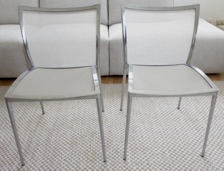 Zanotta Zilli designstoel i.z.g.st., Huis en Inrichting, Stoelen, Zo goed als nieuw, Twee, Ophalen