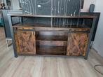 Tv-kast met schuifdeuren - 135x40x77 cm, Ophalen