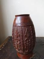 mooi uit hout gesneden pot/vaasje met bloemen afbeelding, Ophalen of Verzenden