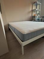 Bed + matras 160x200, Ophalen, Tweepersoons, Zo goed als nieuw, Bedbodem