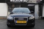 Audi A4 Avant 2.0 Pro Line / Navi / Airco / Cruise / AUTOMAA, Auto's, Gebruikt, Zwart, 4 cilinders, 1984 cc
